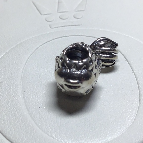 Pandora Splish-Splash Fish Charm - Picture 3 of 4